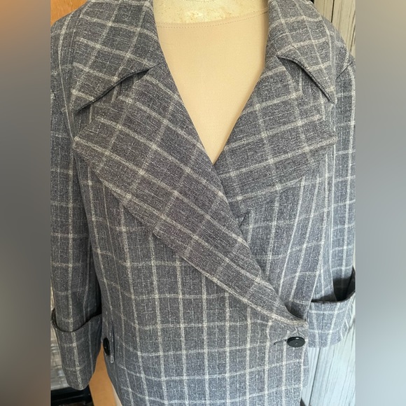 Kensie grey window pane doubled breasted lightweight jacket in size 10 - Picture 9 of 16